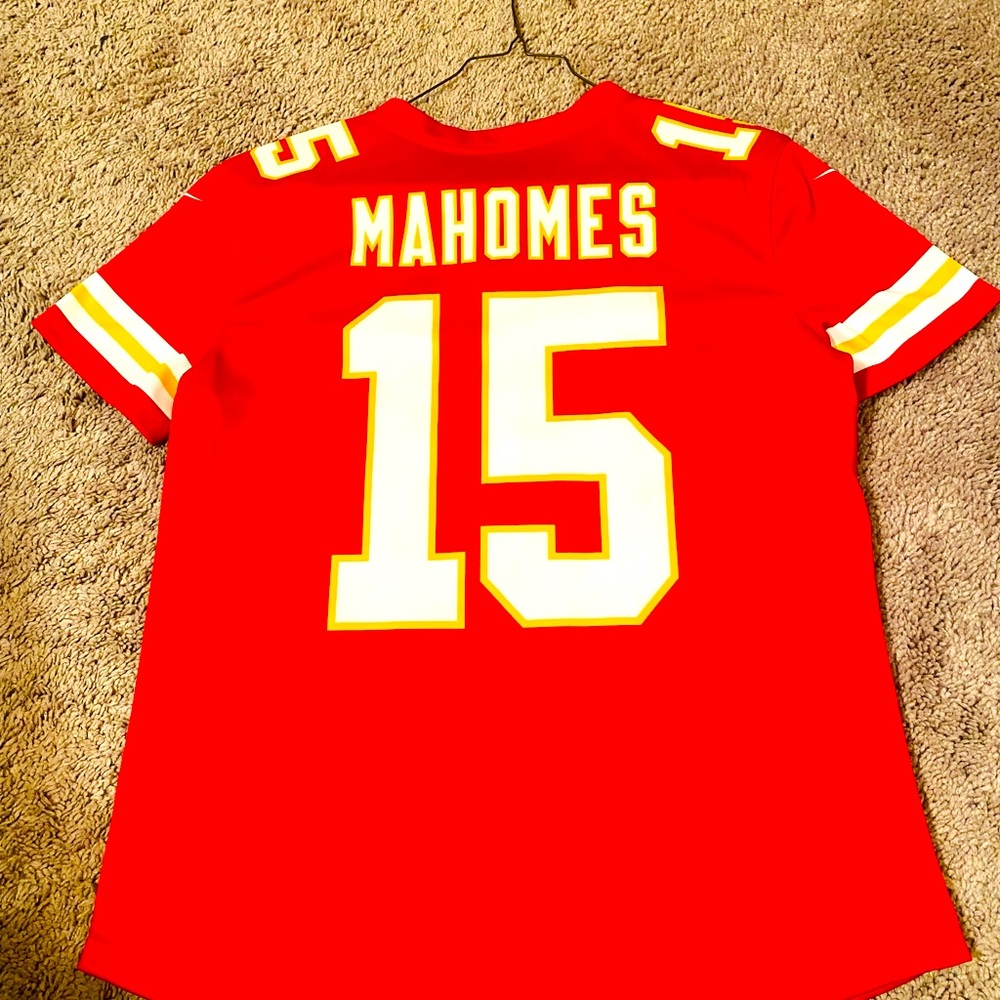 KANSAS CITY CHIEFS- PATRICK MAHOMES #15 JERSEY ‼️‼️‼️‼️ DISCOUNT SHIPPING‼️‼️‼️